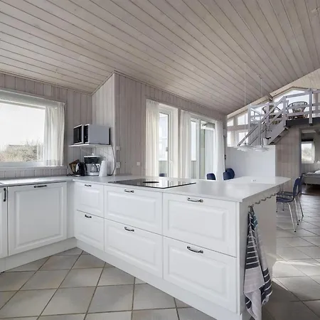 Merta Holiday home Lokken