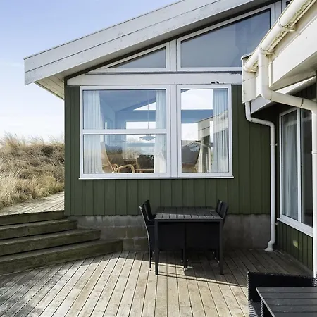 Merta Holiday home Lokken