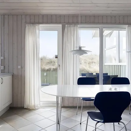 Merta Holiday home Lokken