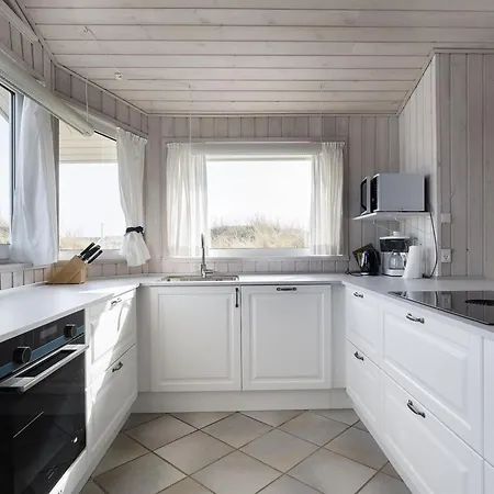 Merta Holiday home Lokken