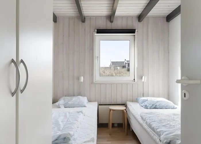 Merta - 150m From The Sea By Interhome